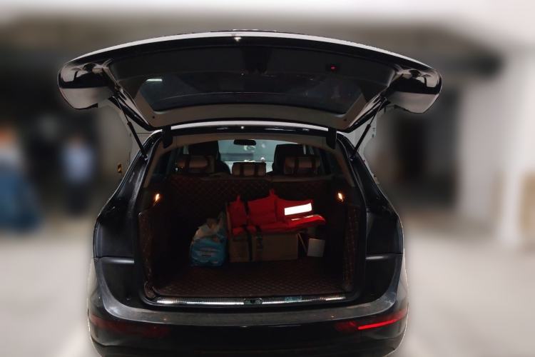 Used Audi Q5 2013 40 TFSI Ambition Trunk