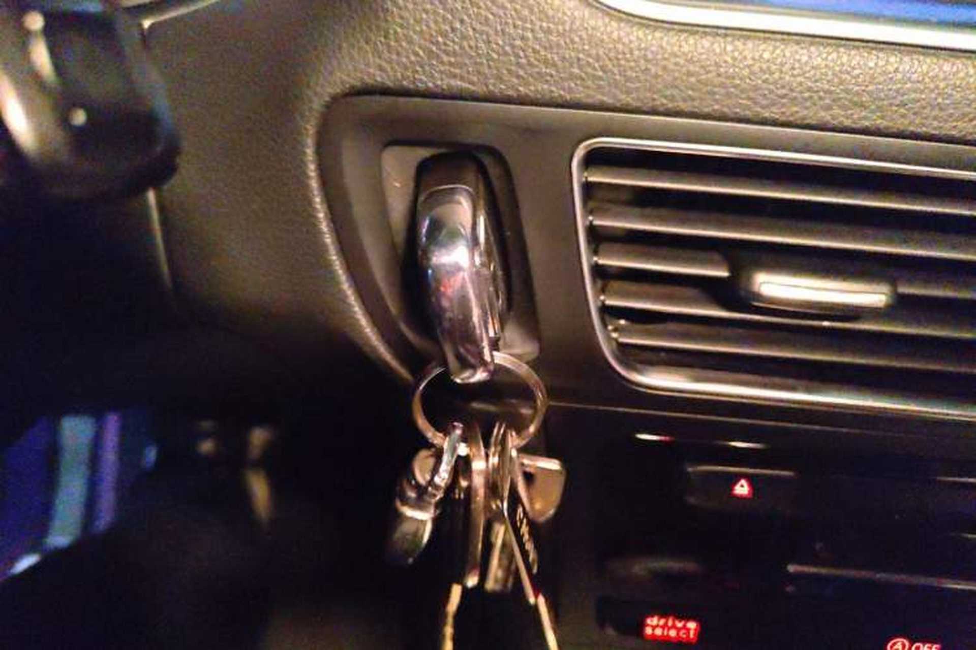 Used Audi Q5 2013 45 TFSI quattro Sport Edition Vehicle Key