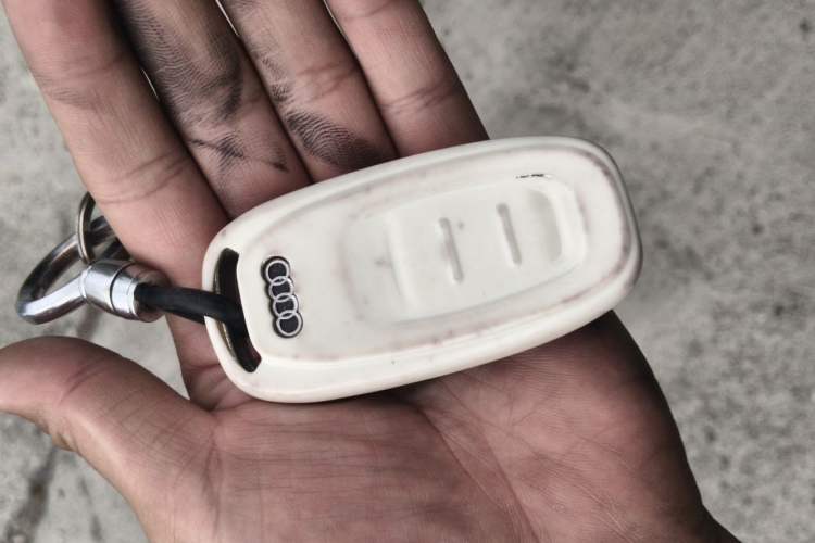 Used Audi Q5 2013 40 TFSI Comfort Edition Vehicle Key