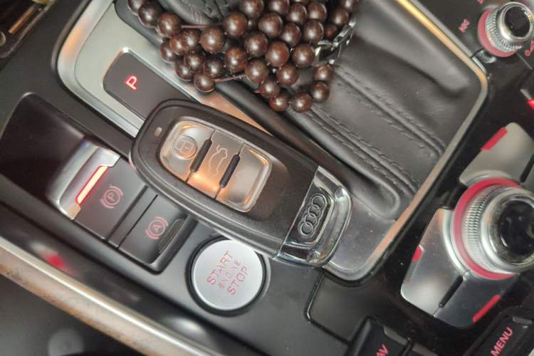 Used Audi Q5 2013 40 TFSI Comfort Edition Vehicle Key