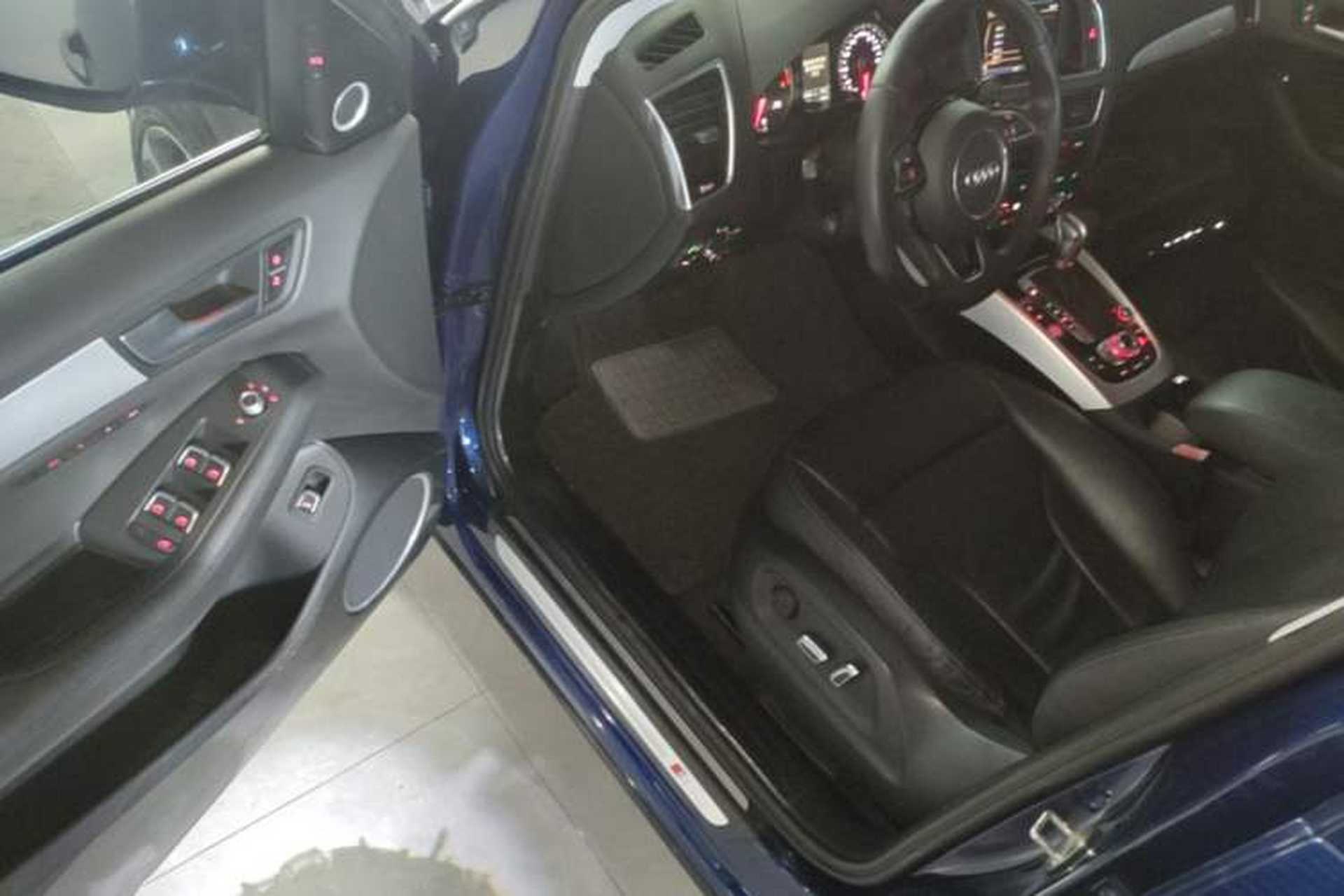 Used Audi Q5 2013 45 TFSI quattro Sport Edition Driver Seat