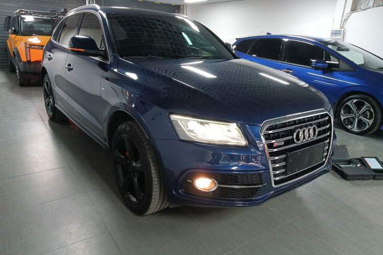 Used Audi Q5 2013 45 TFSI quattro Sport Edition Front Right 45 Deg
