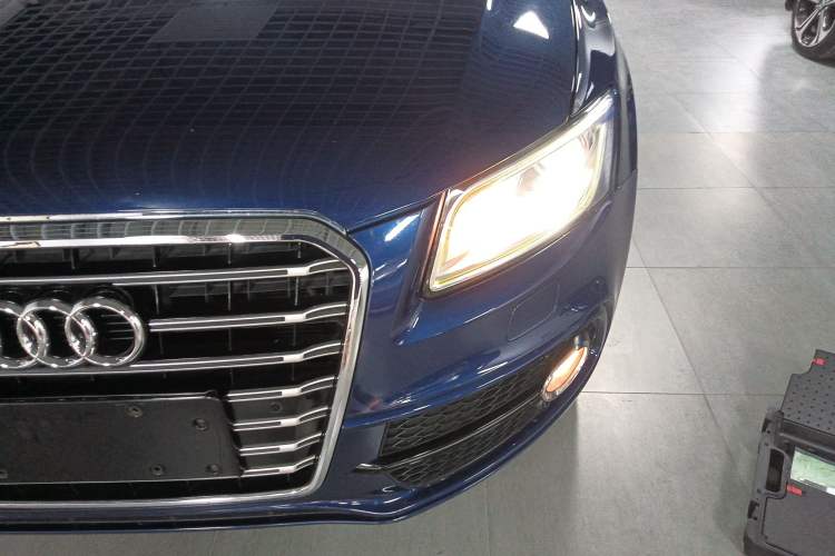 Used Audi Q5 2013 45 TFSI quattro Sport Edition Left Front Headlight