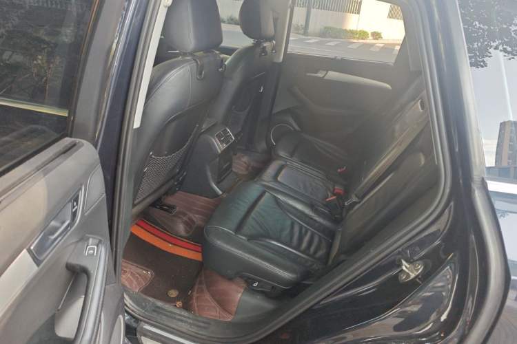 Used Audi Q5 2013 45 TFSI quattro Sport Edition Left Rear Seat