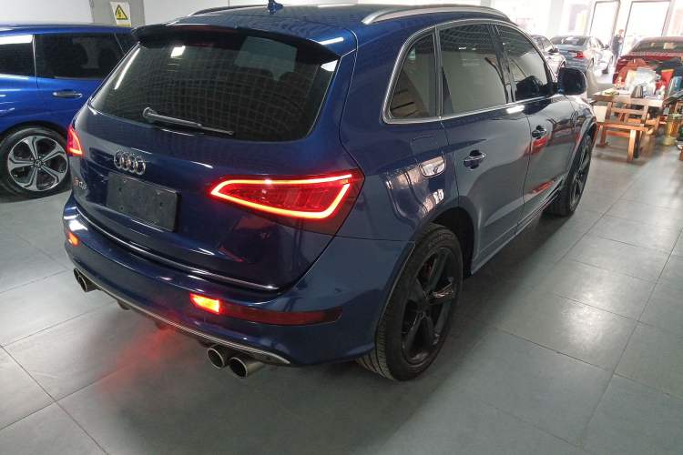 Used Audi Q5 2013 45 TFSI quattro Sport Edition Rear Right 45 Deg