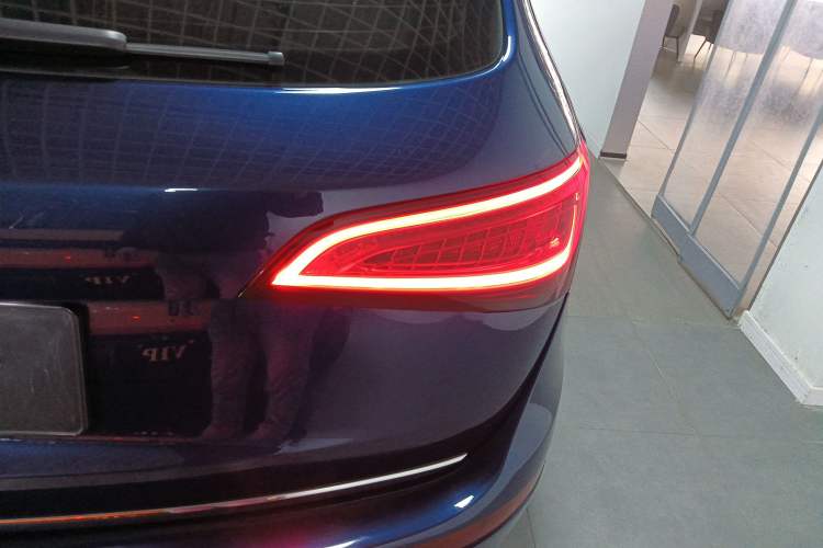 Used Audi Q5 2013 45 TFSI quattro Sport Edition Right Rear Taillight