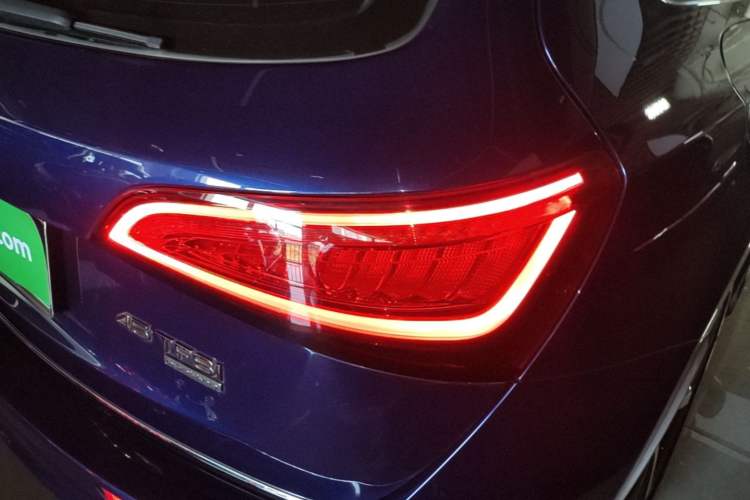 Used Audi Q5 2013 45 TFSI quattro Sport Edition Right Rear Taillight