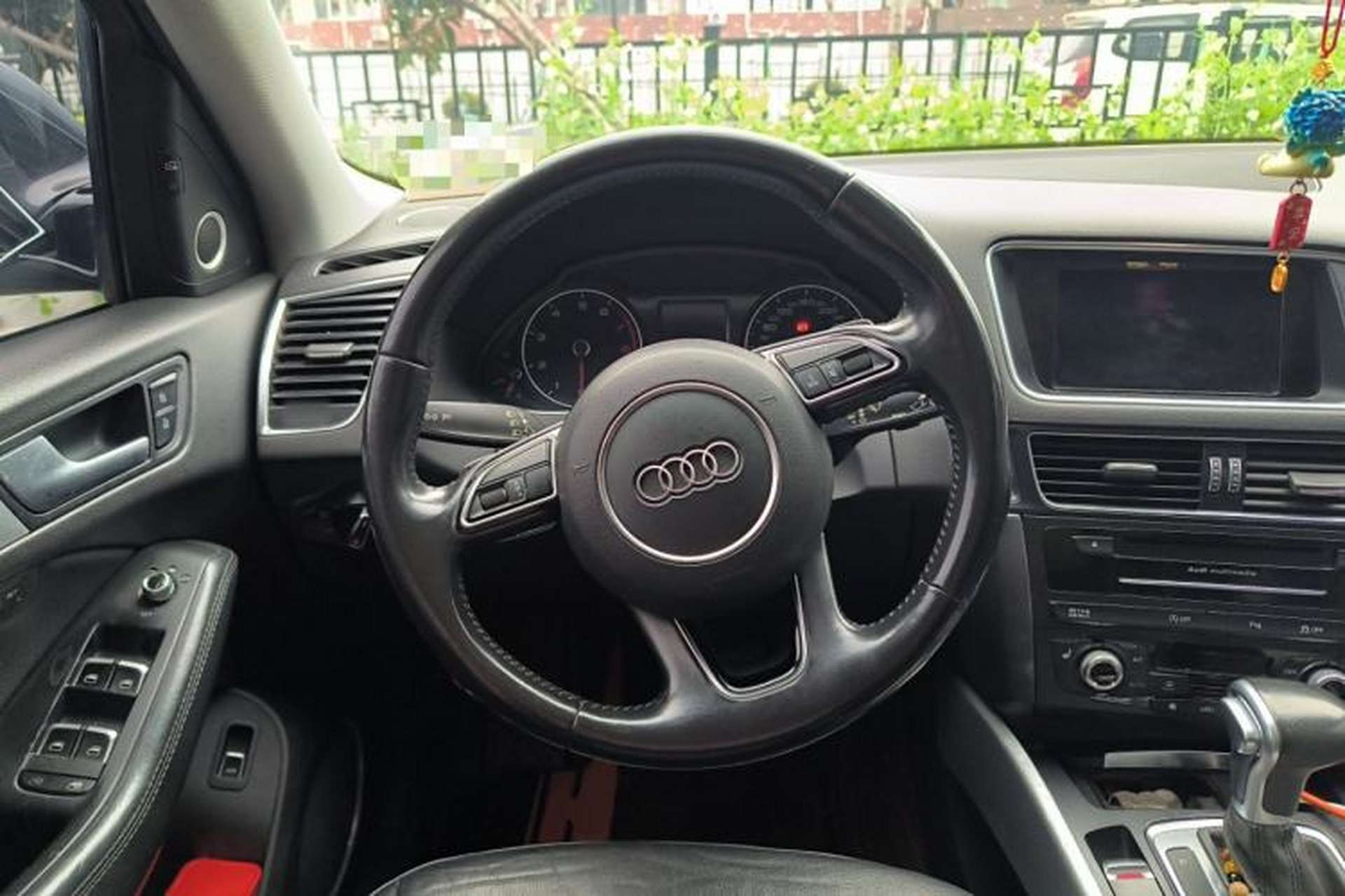 Used Audi Q5 2013 45 TFSI quattro Sport Edition Steering Wheel