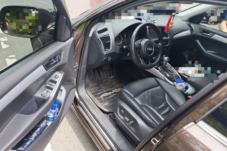 Used Audi Q5 2013 40 TFSI Technology Edition Driver Seat
