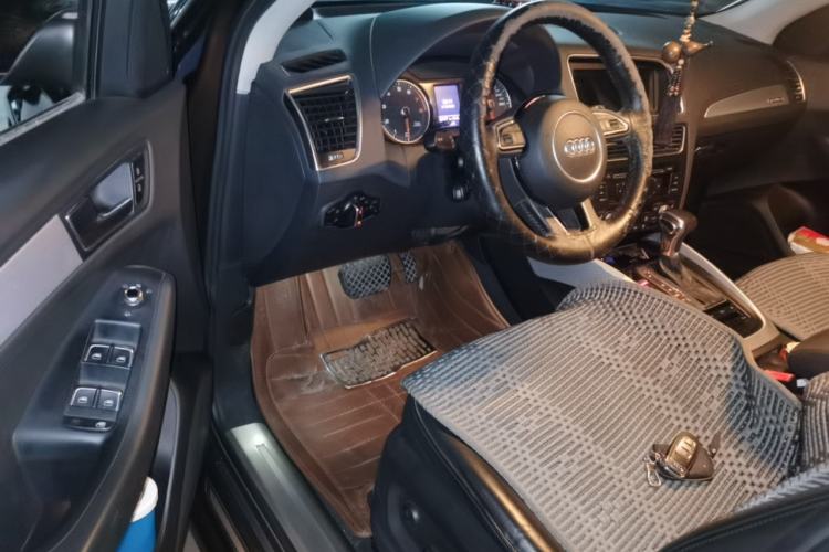 Used Audi Q5 2013 40 TFSI Technology Edition Driver Seat