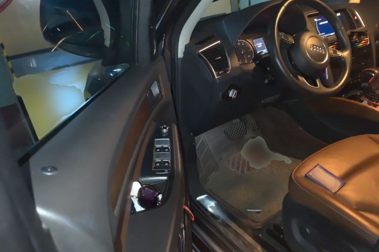 Used Audi Q5 2013 40 TFSI Comfort Edition Driver Seat