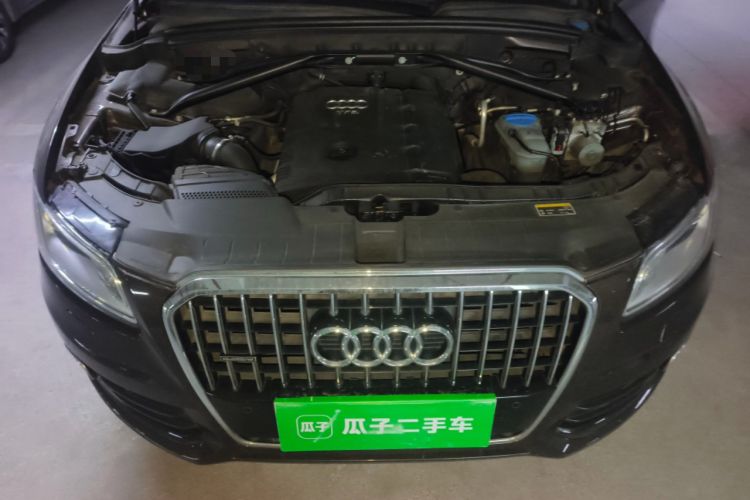 Used Audi Q5 2013 40 TFSI Technology Edition Engine Bay