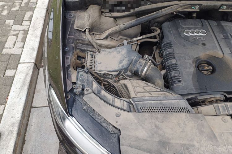 Used Audi Q5 2013 40 TFSI Technology Edition Engine Bay Right