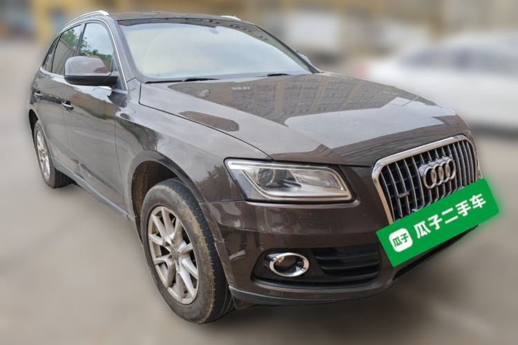 Used Audi Q5 2013 40 TFSI Ambition Front Right 45 Deg