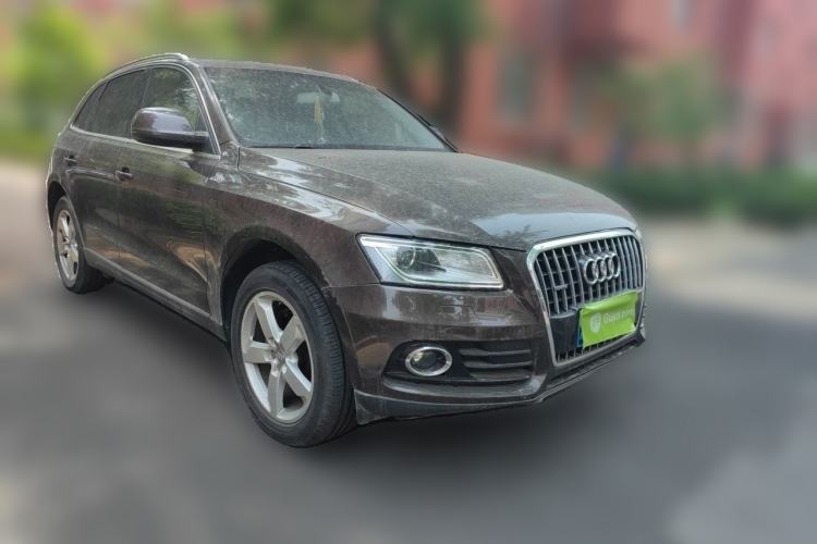 Used Audi Q5 2013 40 TFSI Comfort Edition Front Right 45 Deg