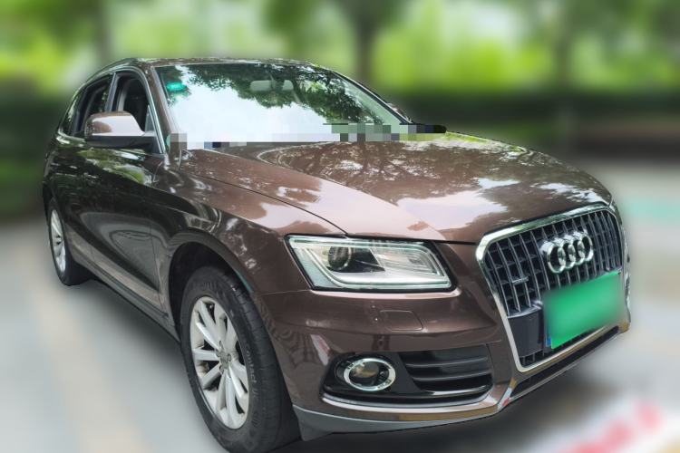 Used Audi Q5 2013 40 TFSI Technology Edition Front Right 45 Deg