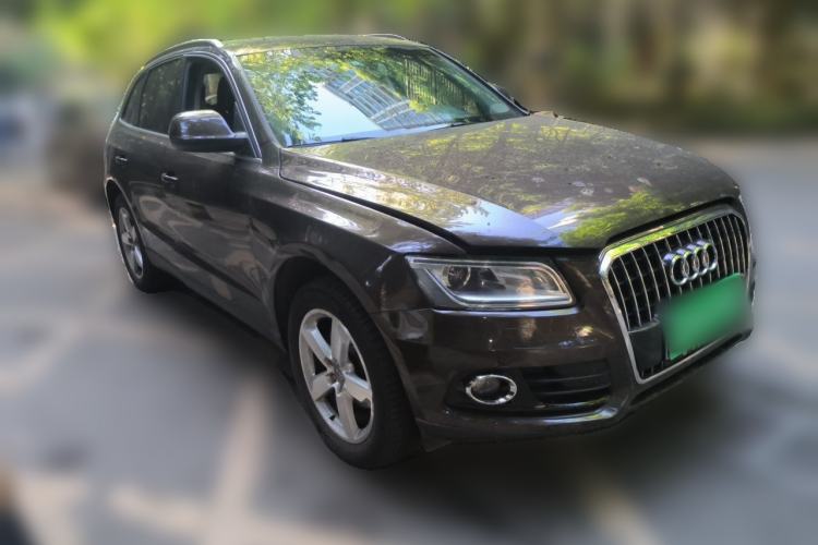 Used Audi Q5 2013 40 TFSI Comfort Edition Front Right 45 Deg