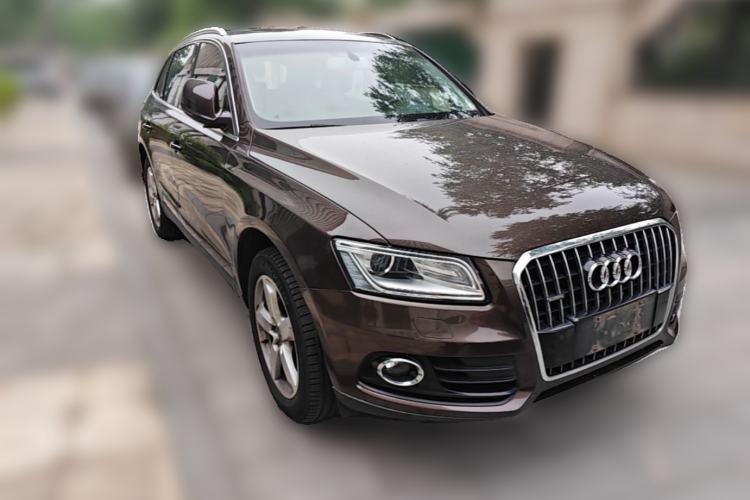 Used Audi Q5 2013 40 TFSI Comfort Edition Front Right 45 Deg