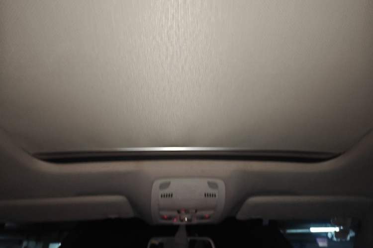 Used Audi Q5 2013 40 TFSI Technology Edition Headliner