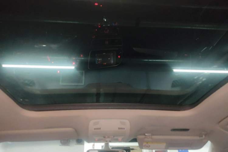 Used Audi Q5 2013 40 TFSI Technology Edition Headliner