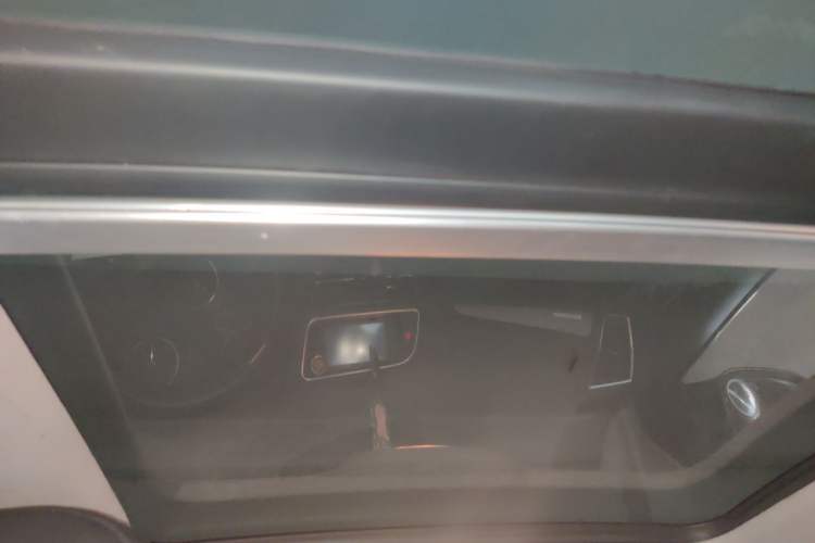 Used Audi Q5 2013 40 TFSI Technology Edition Headliner