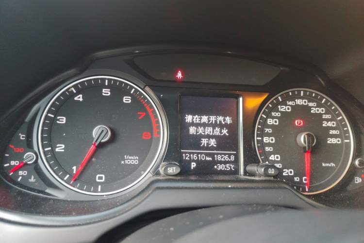 Used Audi Q5 2013 40 TFSI Technology Edition Instrument Cluster