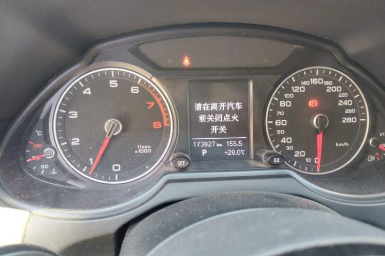 Used Audi Q5 2013 40 TFSI Technology Edition Instrument Cluster