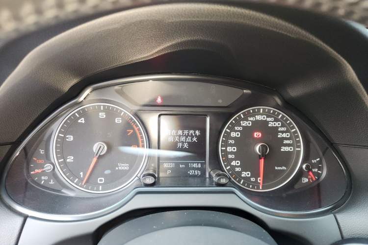 Used Audi Q5 2013 45 TFSI quattro Sport Edition Instrument Cluster