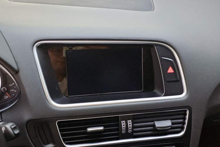Used Audi Q5 2013 45 TFSI quattro off-road version Interior 3