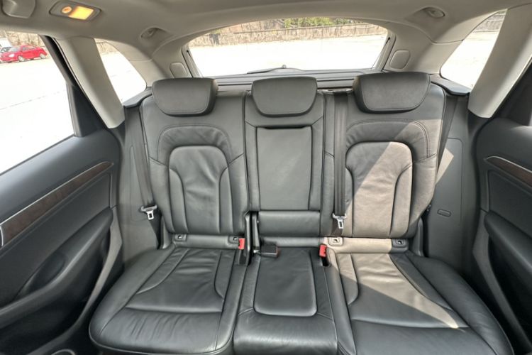 Used Audi Q5 2013 40 TFSI Comfort Edition Interior 5