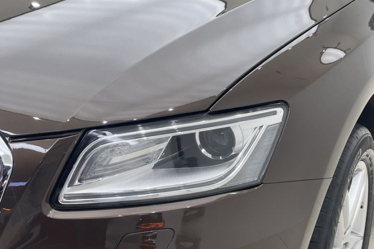 Used Audi Q5 2013 40 TFSI Ambition Left Front Headlight