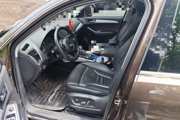 Used Audi Q5 2013 40 TFSI Technology Edition Left Front Seat