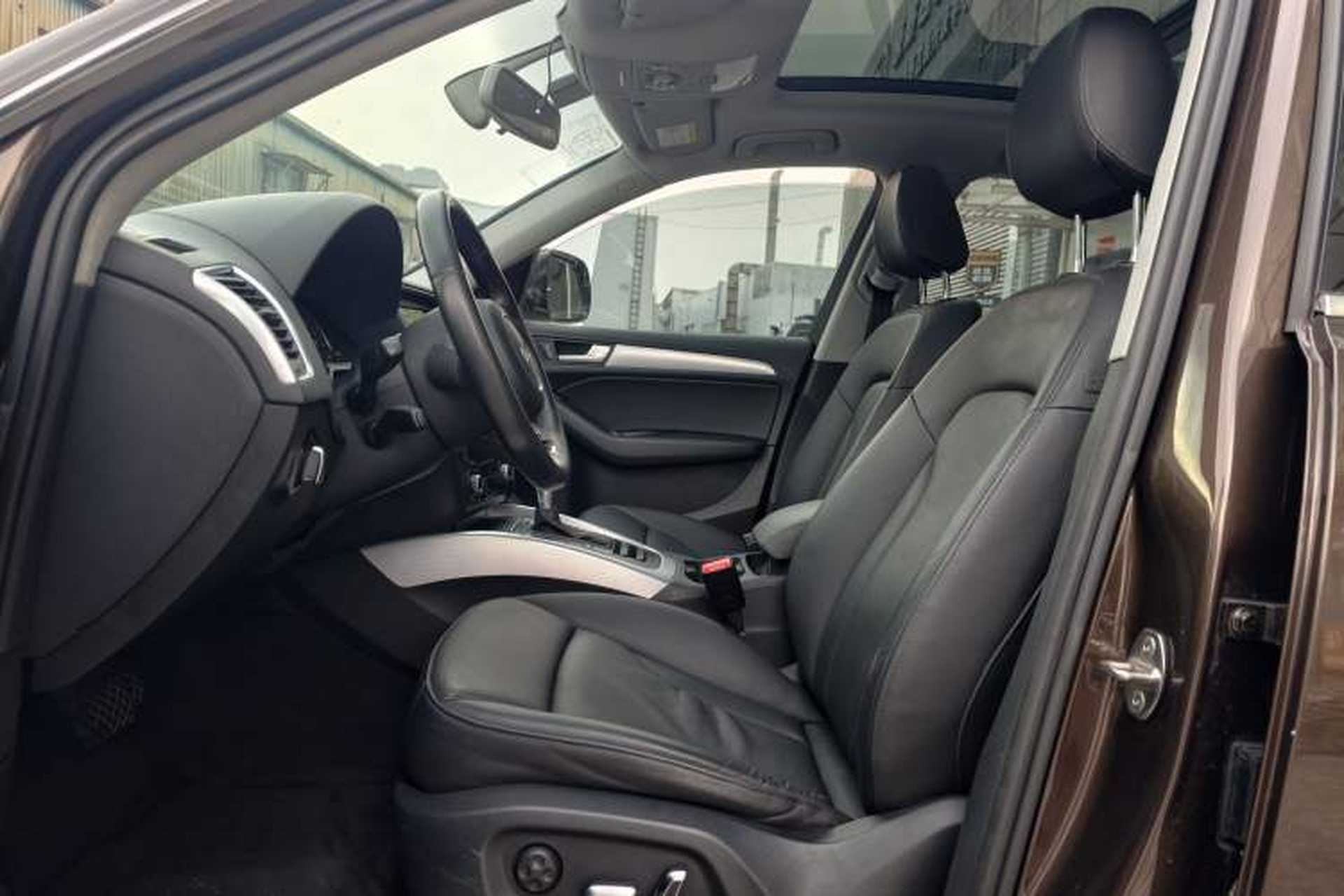Used Audi Q5 2013 40 TFSI Technology Edition Left Front Seat