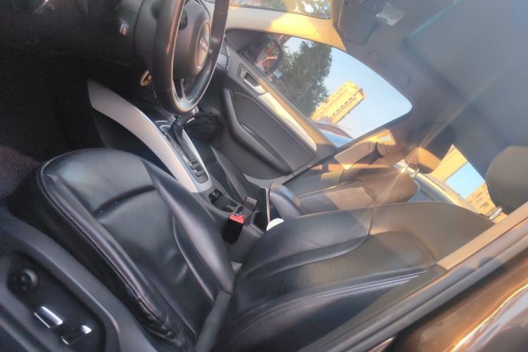 Used Audi Q5 2013 40 TFSI Technology Edition Left Front Seat