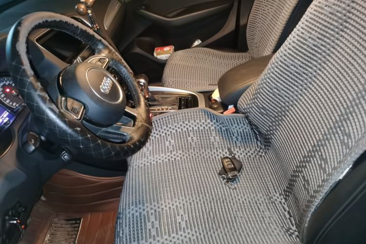 Used Audi Q5 2013 40 TFSI Technology Edition Left Front Seat