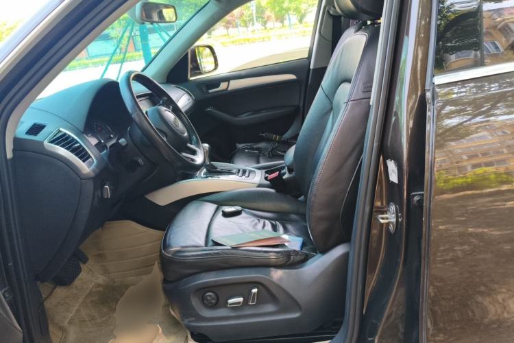 Used Audi Q5 2013 40 TFSI Technology Edition Left Front Seat