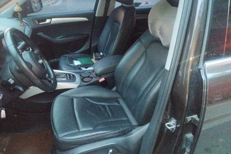Used Audi Q5 2013 40 TFSI Technology Edition Left Front Seat