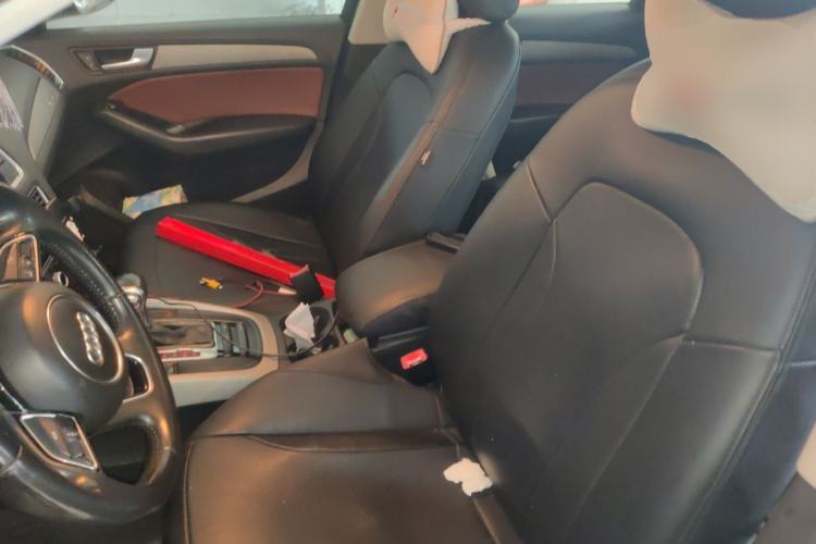 Used Audi Q5 2013 40 TFSI Technology Edition Left Front Seat