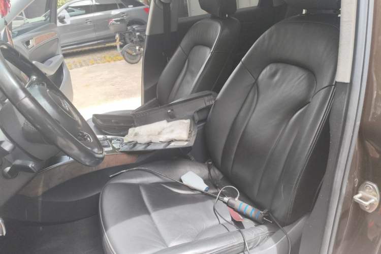 Used Audi Q5 2013 40 TFSI Comfort Edition Left Front Seat
