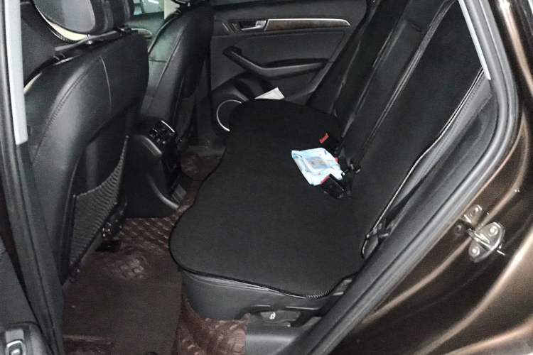 Used Audi Q5 2013 40 TFSI Technology Edition Left Rear Seat