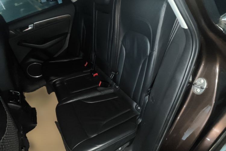 Used Audi Q5 2013 40 TFSI Comfort Edition Left Rear Seat