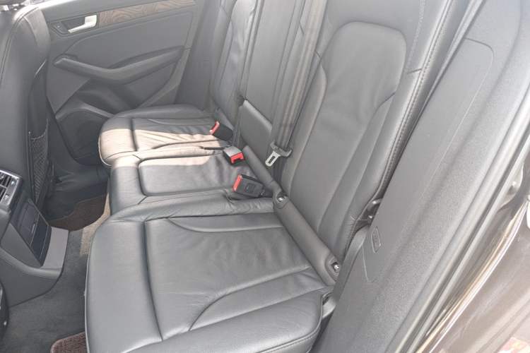 Used Audi Q5 2013 40 TFSI Technology Edition Left Rear Seat