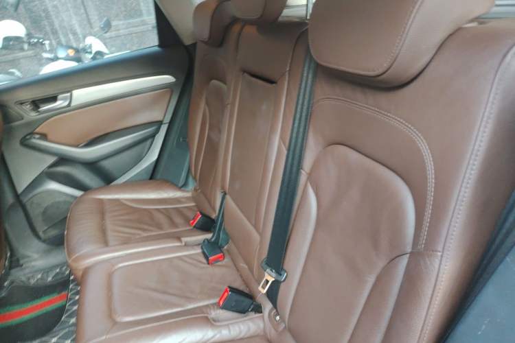 Used Audi Q5 2013 40 TFSI Technology Edition Left Rear Seat