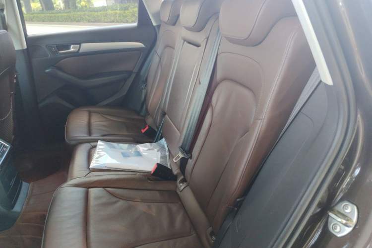 Used Audi Q5 2013 40 TFSI Technology Edition Left Rear Seat