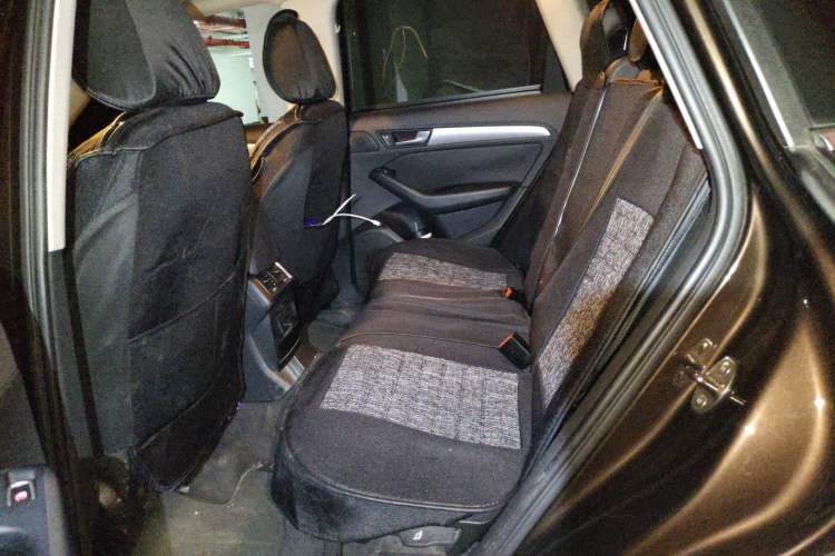 Used Audi Q5 2013 40 TFSI Technology Edition Left Rear Seat