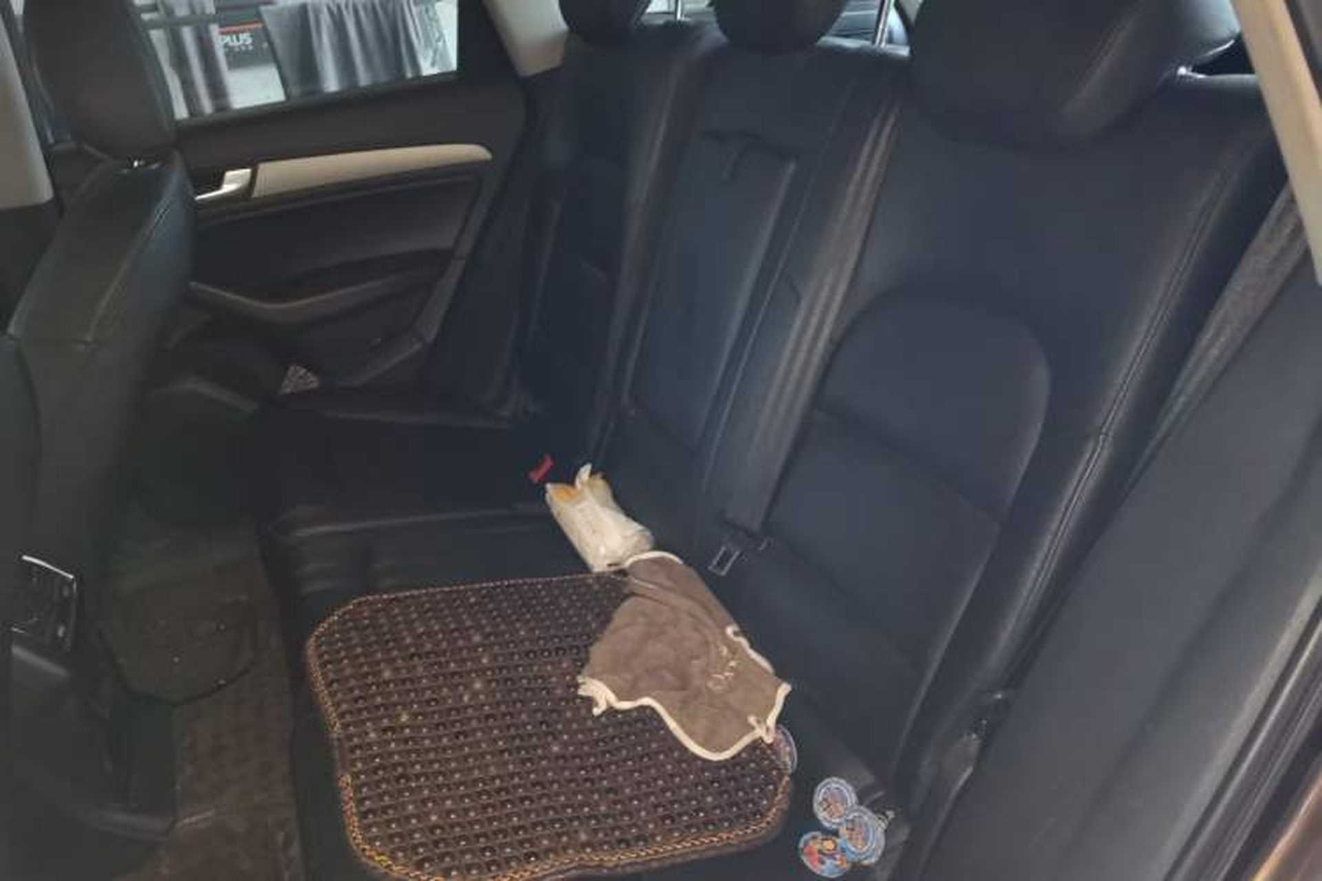 Used Audi Q5 2013 40 TFSI Ambition Left Rear Seat