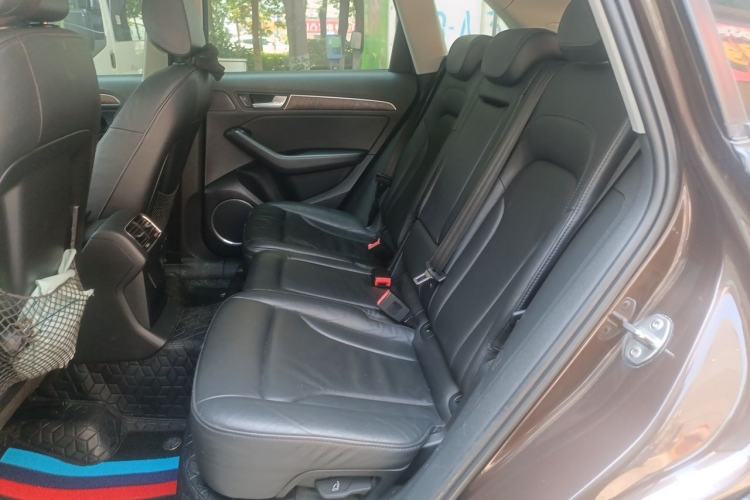 Used Audi Q5 2013 40 TFSI Comfort Edition Left Rear Seat