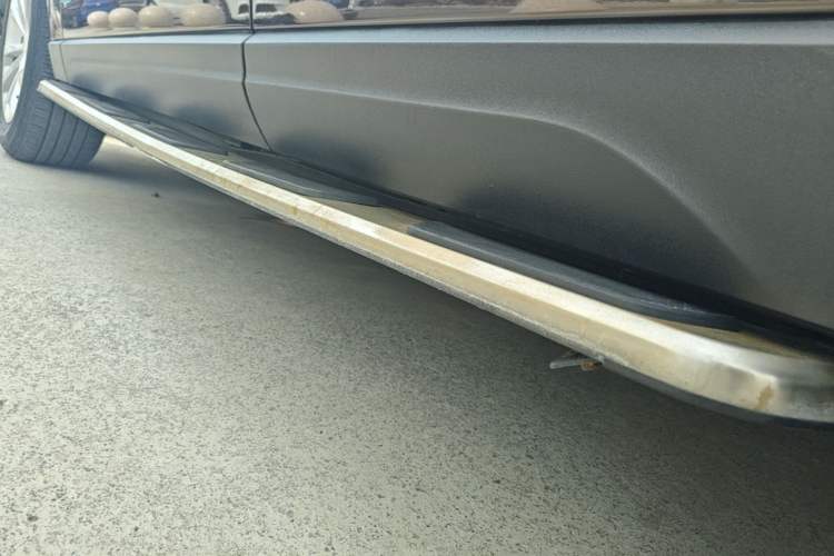 Used Audi Q5 2013 40 TFSI Technology Edition Left Side Sill