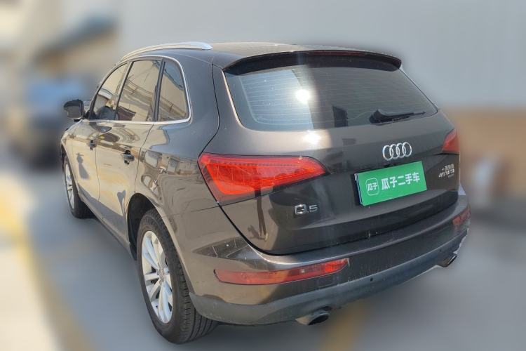 Used Audi Q5 2013 40 TFSI Technology Edition Rear Left 45 Deg