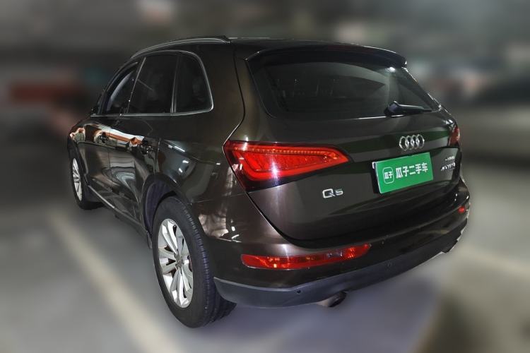 Used Audi Q5 2013 40 TFSI Technology Edition Rear Left 45 Deg